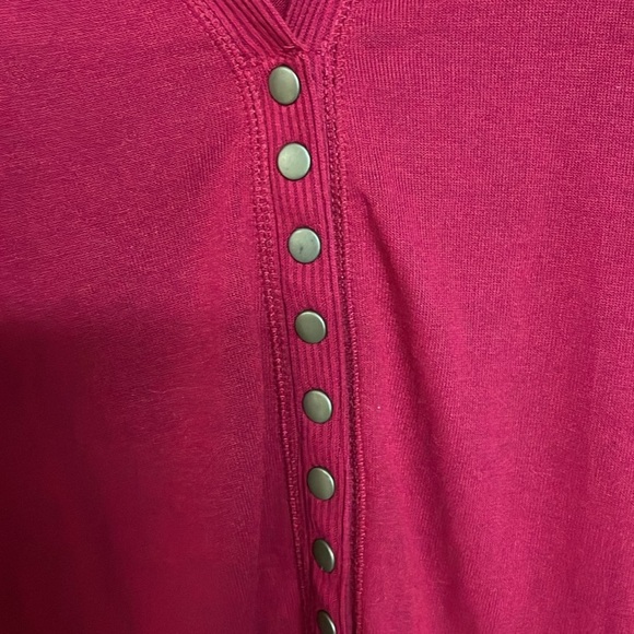 Zenana size Small Red Snap Down Stretchy and Soft Cardigan with 3/4 Sleeves - Picture 3 of 8